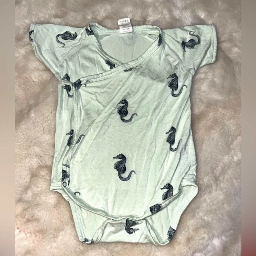 #6 Kate Quinn Seahorse Bodysuit 🌵12-18 Months